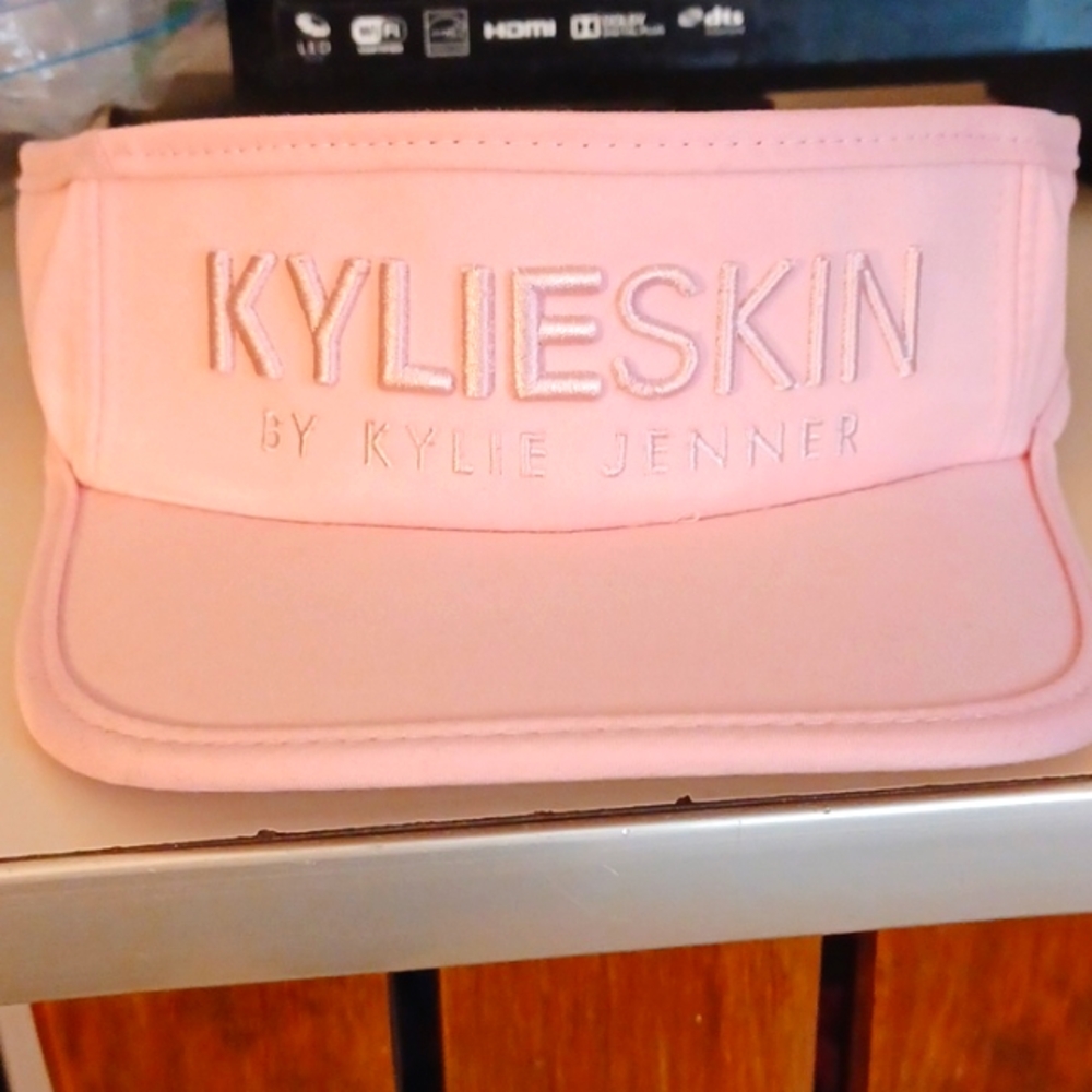 Kylie skin visor,light pink adjustable back.